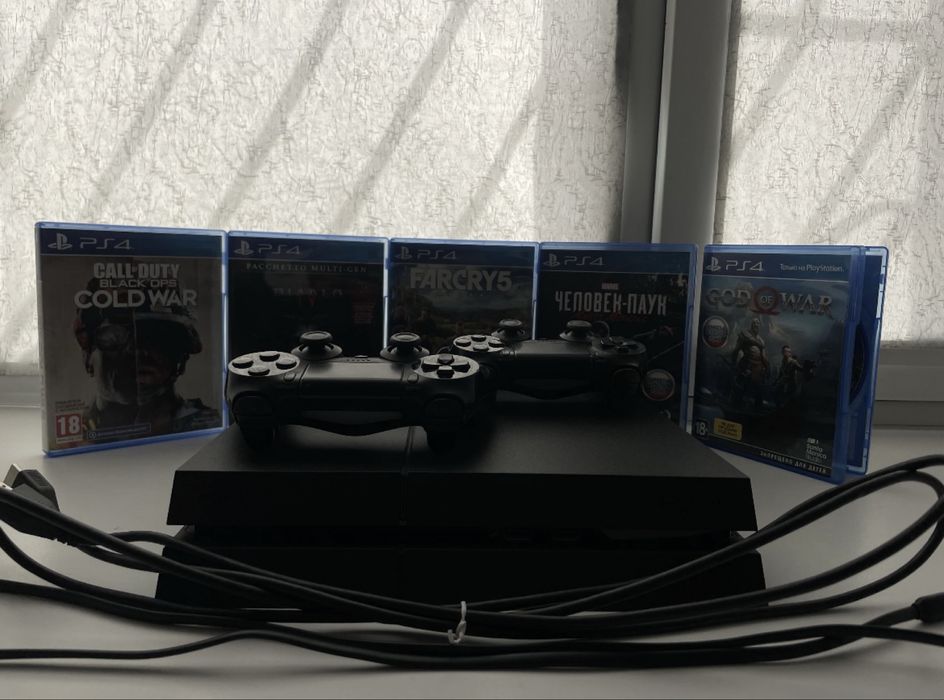 Продам ps4 или обмен на айфон