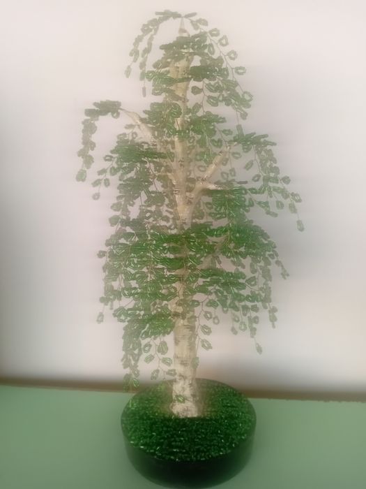 Дерево из бисера