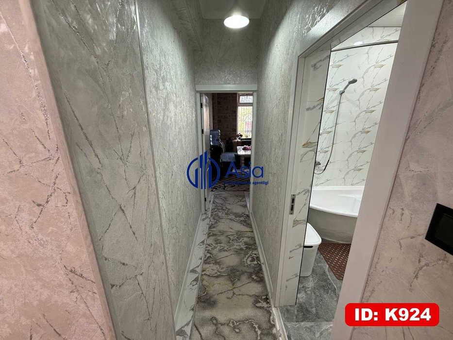 K924 Arzon narxda Media parkdan 3xxona 3etaj kvartira Srochna sotiladi