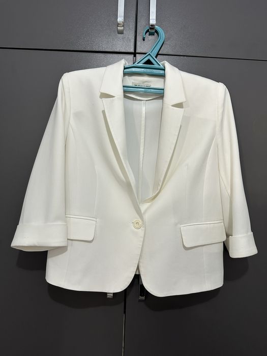 Женский пиджак.