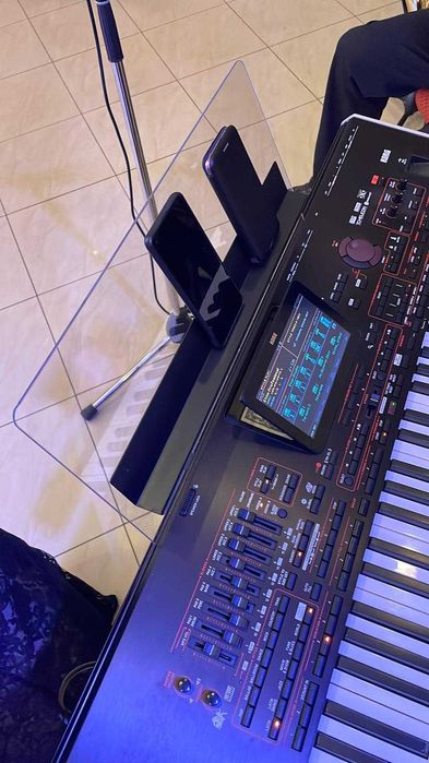 Suport caiet / partitura /telefon Korg Pa