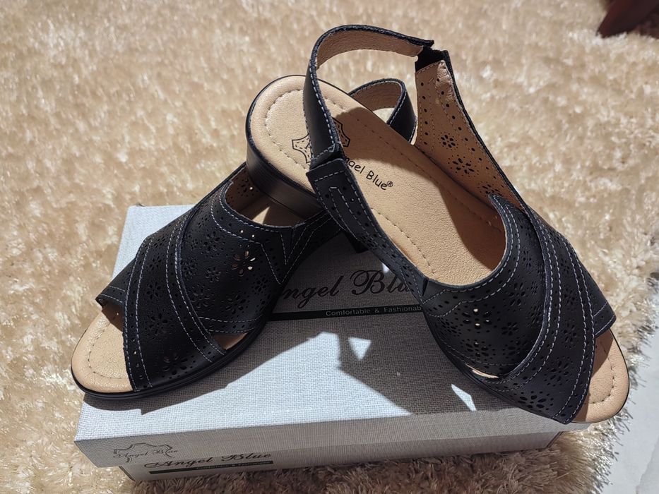 Sandale din piele naturala negre