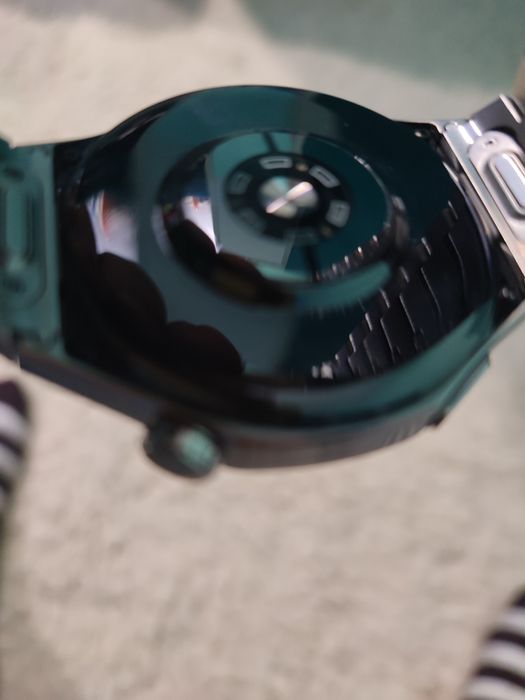 хауей 5 про 500лева и Моторола раз за 700 лева