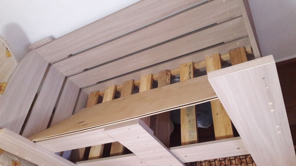 Кроватка детская