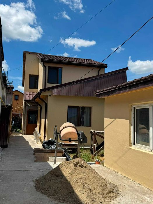 PROPRIETAR Vand Casa P+M + Garaj, 269mp, cartier Lacu Dulce