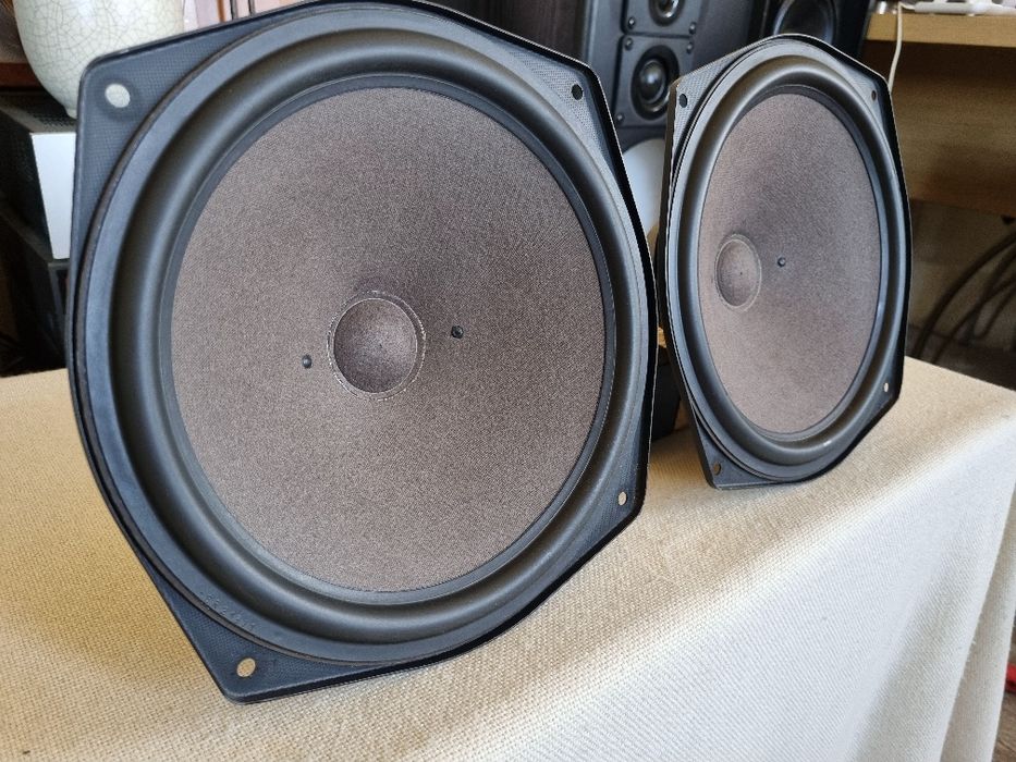 Set Difuzoare Mid/Bass Revox. 6 ohms, 70 watts, 23,5 cm. Impecabile