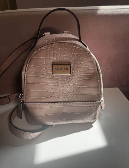 Rucsac roz pudrat guess