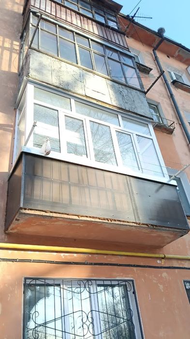 Продам 2 комн КВ.в районе Уюта.