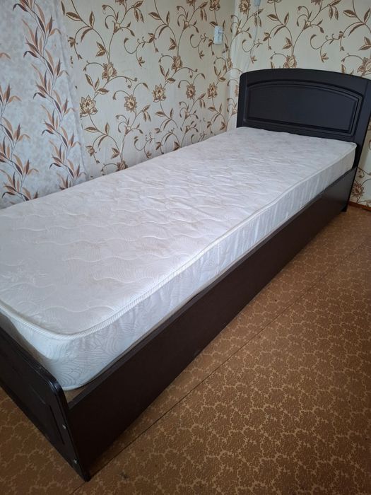 Кровать односпальная