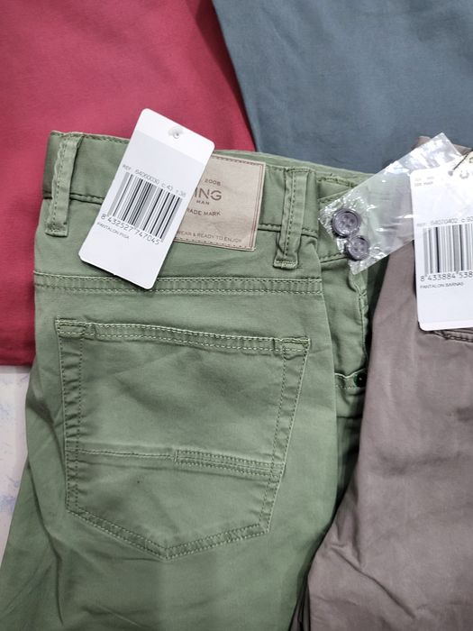 Pantaloni chinos barbati 28 (XS) Mango