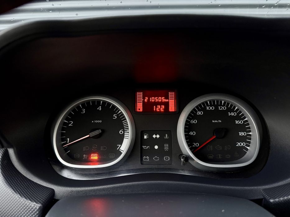 DACIA Duster 2011 — imagine 5