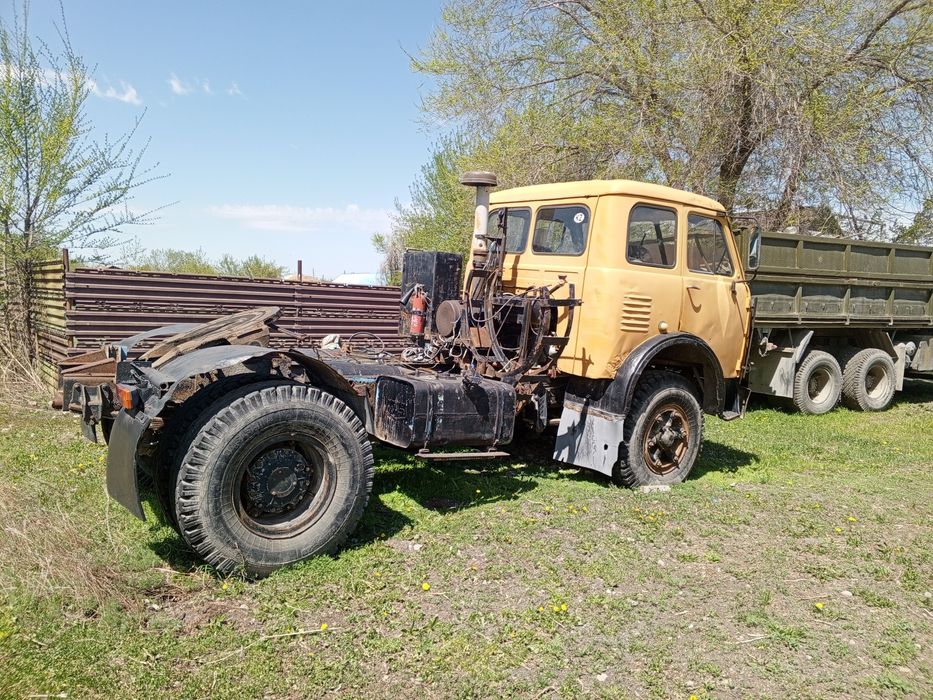 Продам МАЗ тягач