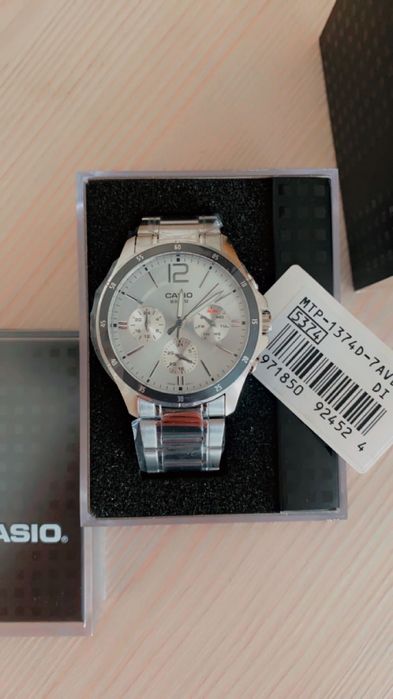 Часы CASIO MTP-1374D-7AVDF серебристый