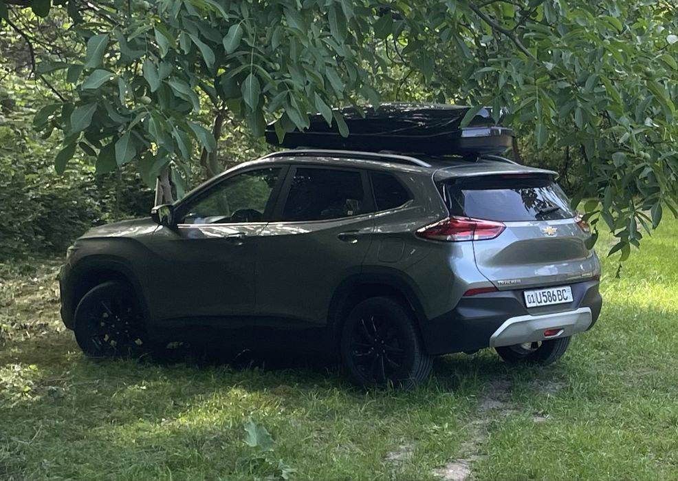 Продаю Chevrolet Tracker 2 Premier, 2023 год
