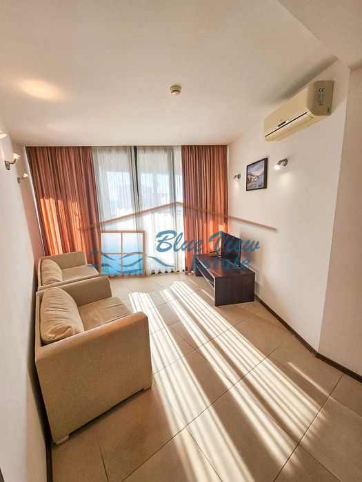 Двустаен апартамент на първа линия в Балчик