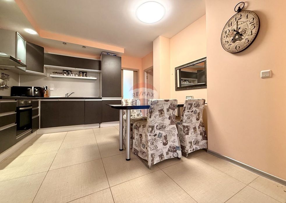 Тристаен апартамент с две спални за продажба, Балчик