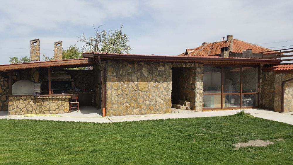 Продава се Къща в Плиска - 360 кв.м за 612 €/кв.м - Снимка #3