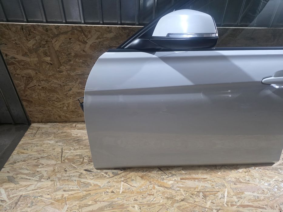 Ușă stânga față BMW Seria 3 F30 F31 LCI A300 Alpine White completă