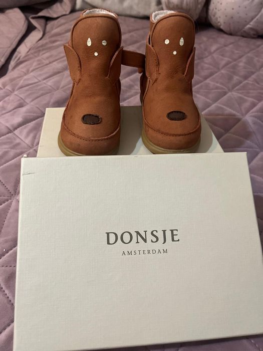 Ghete imblanite din piele