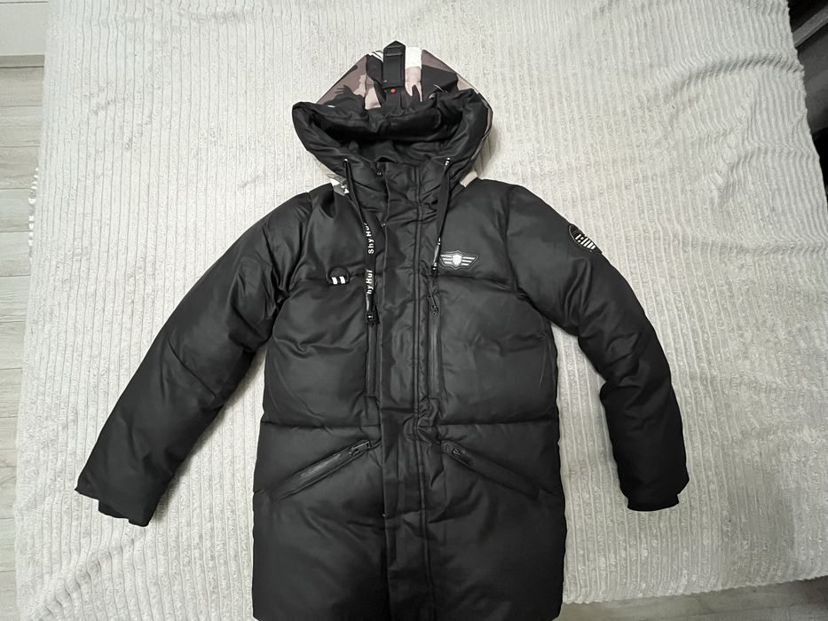 Зимняя куртка на мальчика в отличном состоянии