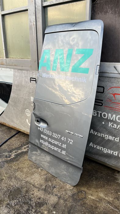 Багажна дясна врата и лява Mercedes Sprinter 2017-2024