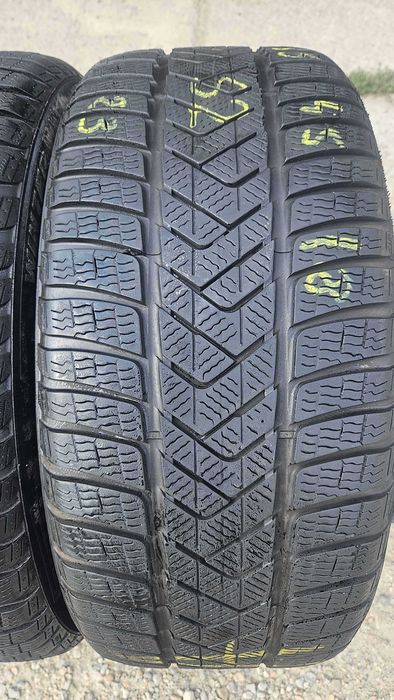 # 235/45 R18 • Iarna • Pirelli Sottozero 3 TO Elect PNCS 98V | 4 buc | DOT 2023 | Pret/buc
