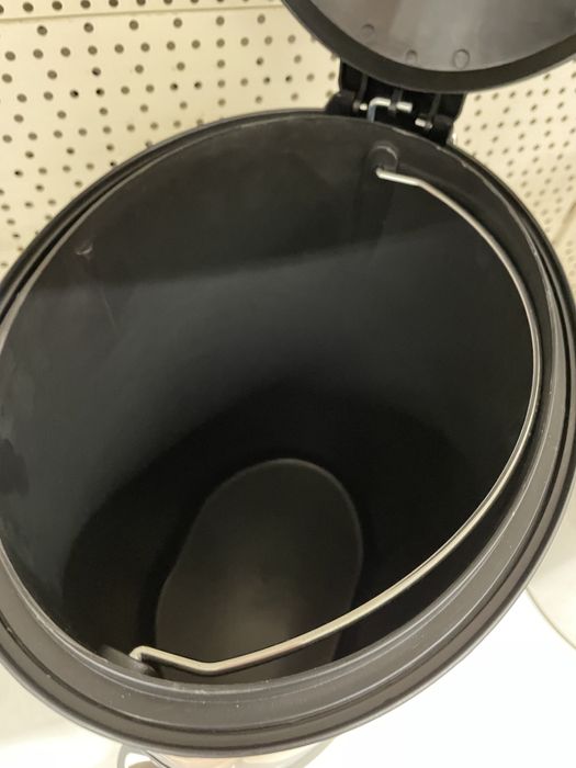 Кош за отпадъци 12л