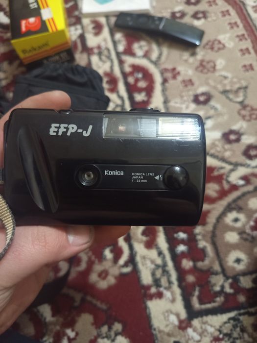 пленочная камера Konica EFP-J.