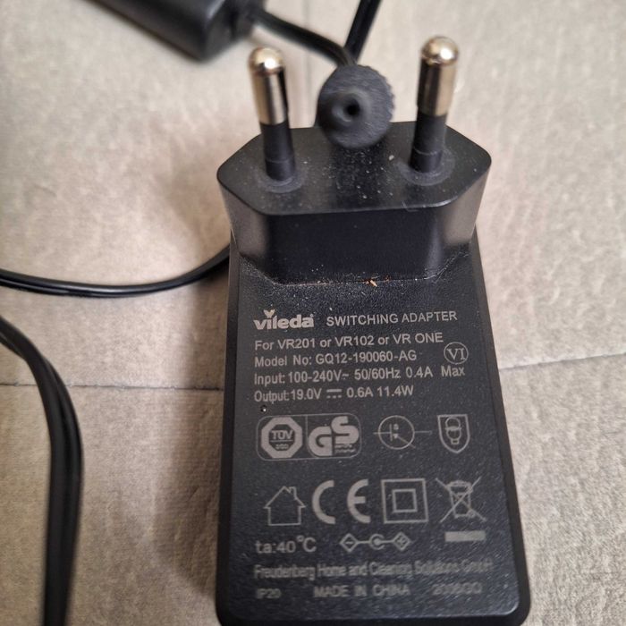 Адаптери-зарядни