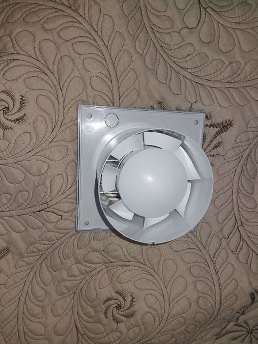 Вентелятор вытяжной