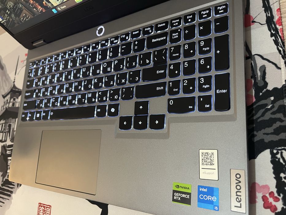 Игровой ноутбук Lenovo