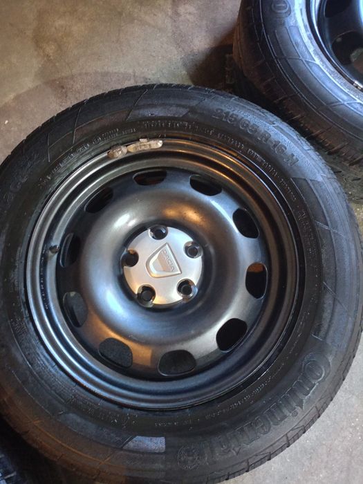 Dacia Duster 215/65/16 Continental