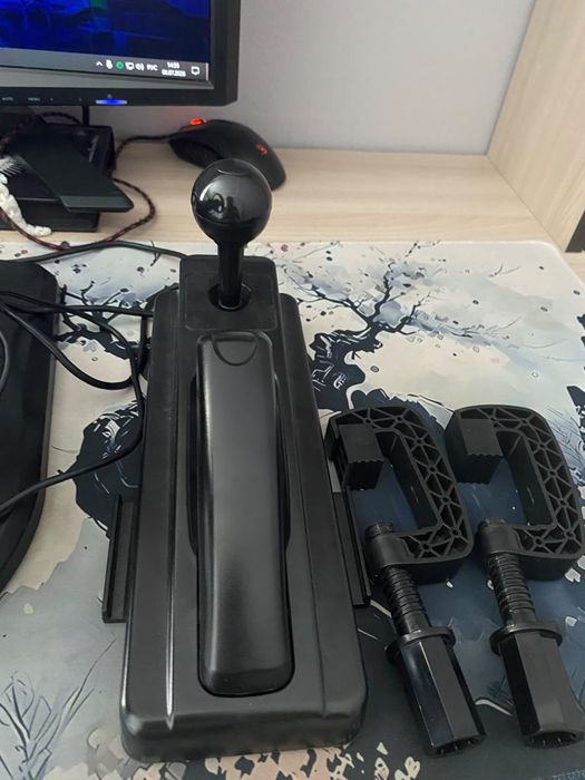 Продам игровой руль