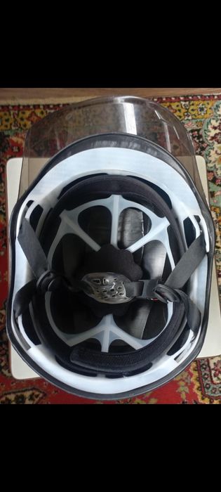 Продам шлем(каска).