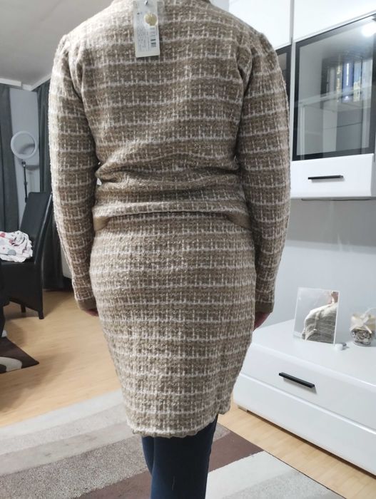 Vand haine noi cu eticheta, mărimea M / 38-40