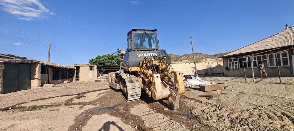 Продам бульдозер SHANTUI SD 22 в идеальном состоянии