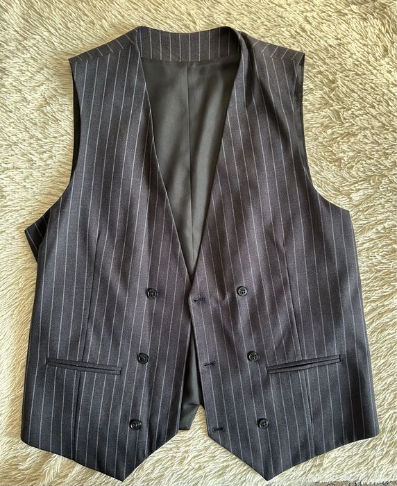 Классический костюм- тройка