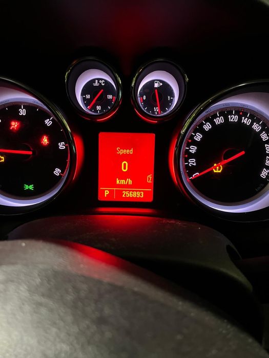 Ope Astra j diesel 2011 automat