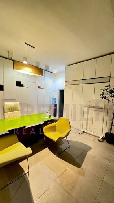 Продава се Офис в Бургас, Зорница - 83 кв.м за 1988 €/кв.м - Снимка #3