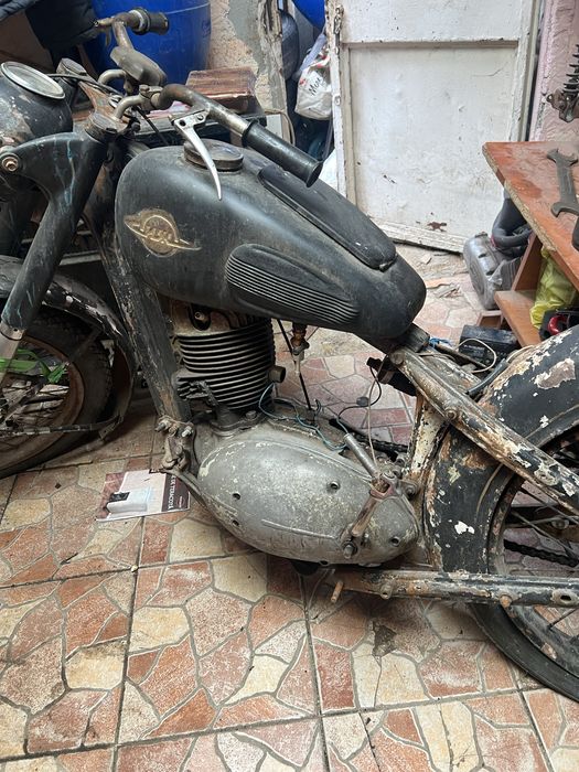 Ij 49 motocicleta de epoca