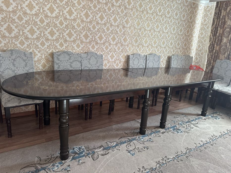 Продам только стол