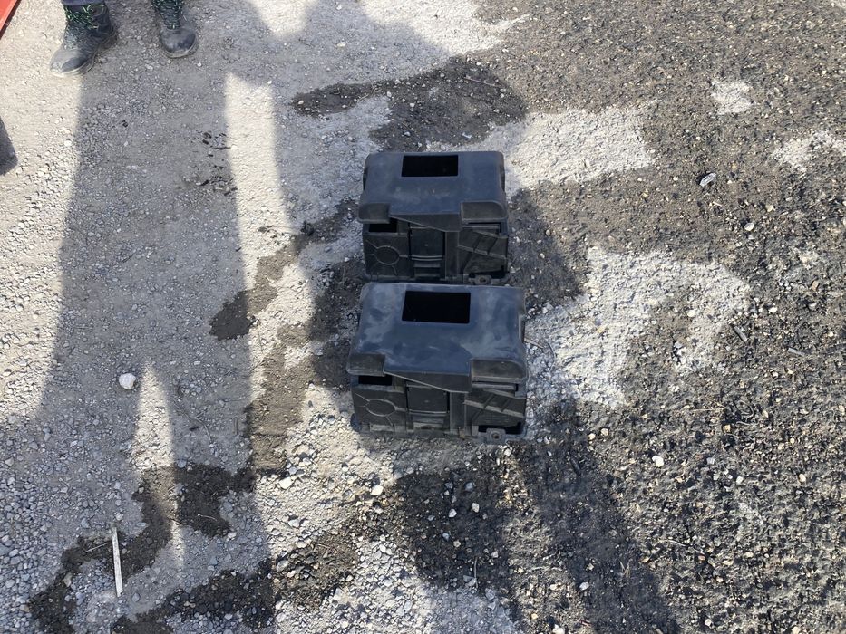 Кутия за акумулатор за Голф 4, Леон 1M, А3 99- 2005