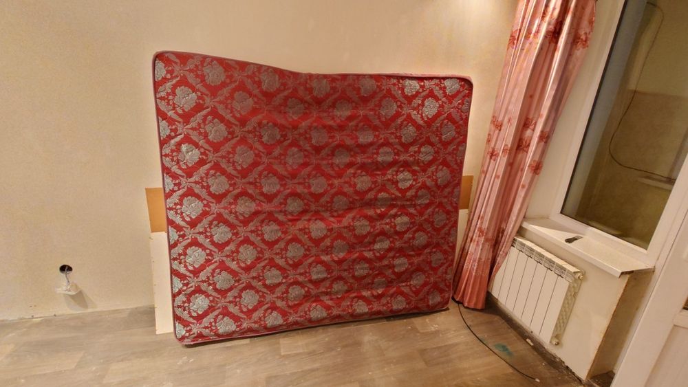 Матрас отдам даром