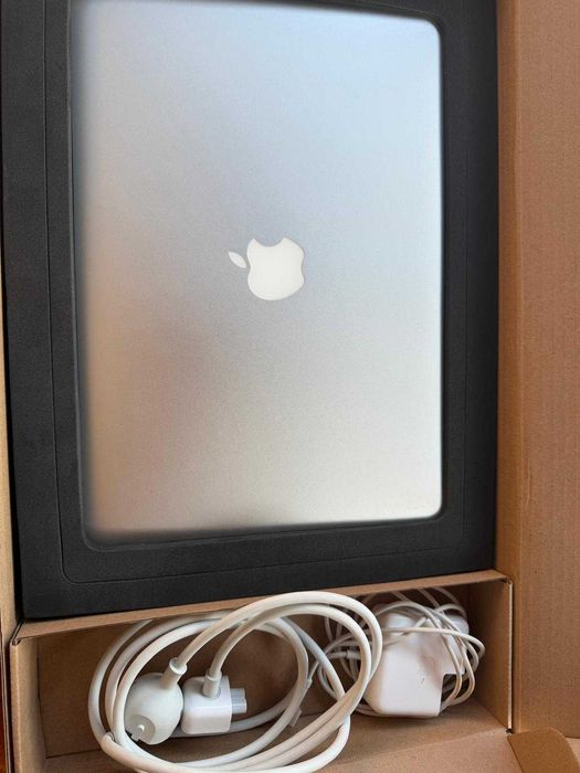 Macbook air 2017 ca nou