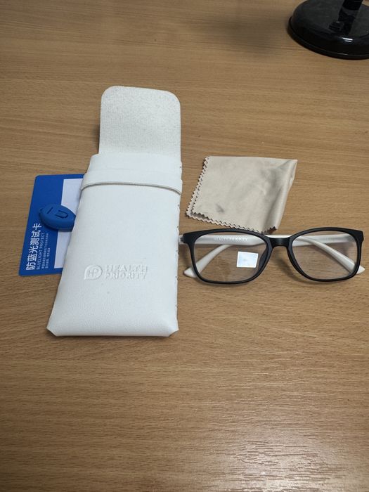 антибликовые очки от WHIEDA