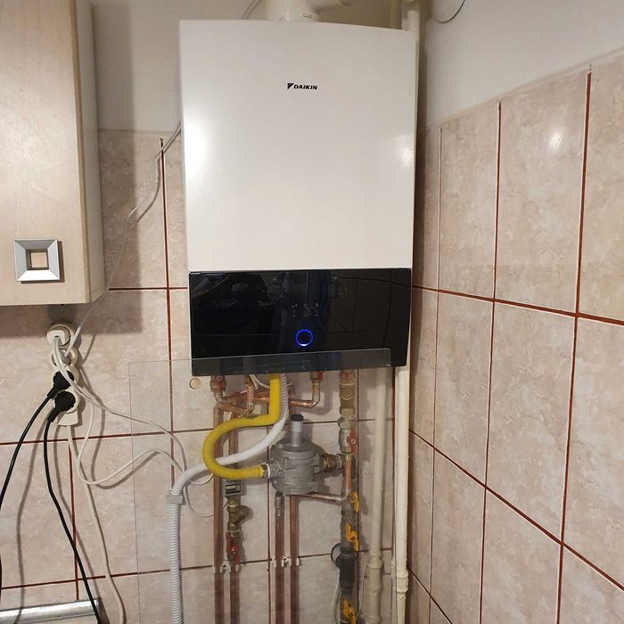 PROPRIETAR vand apartament cu o camera