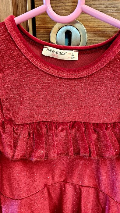 Бляскава рокля 110 ръст