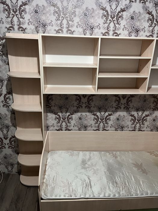 Мебель детскии все продается вместо