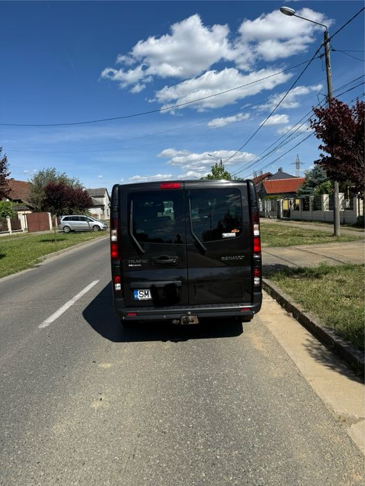 Renault Trafic de persoane!