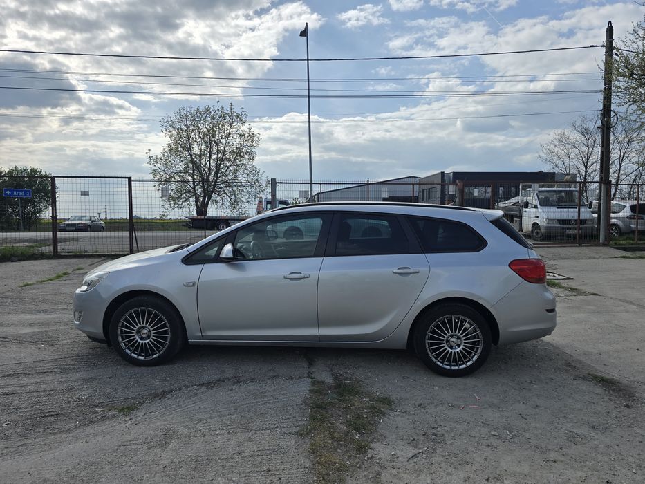 Opel Astra J 1.4 i Ecotec benzina Euro5